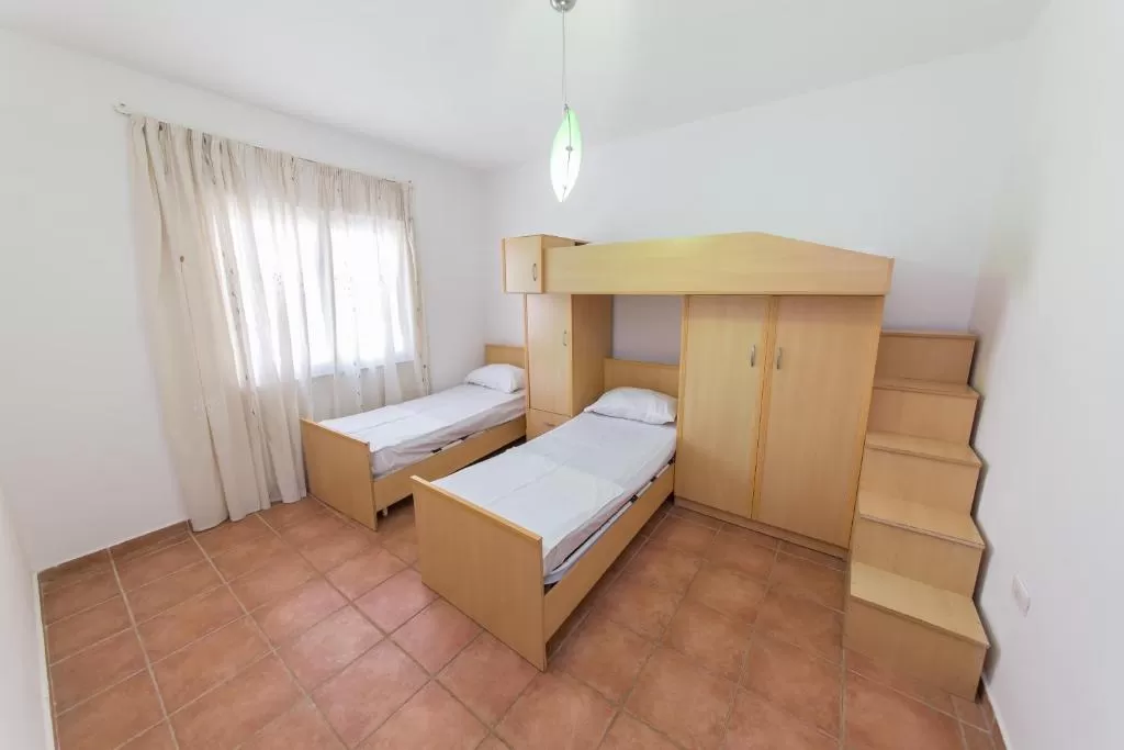 Kolaveri Resort - Apartments bunk bed.jpg